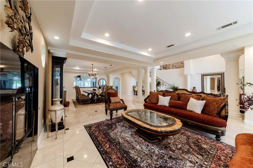 9622 Haledon Avenue, Downey, California 90240 home-pic-10